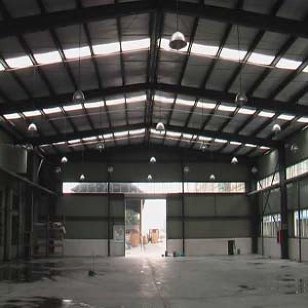 China Low Price Prefabricated Steel Warehouse With Crane #1 image